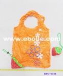 Foldable shopping bag in shape of strawberry