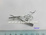 Salon art brooch
