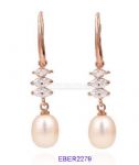 Pearls drop earring