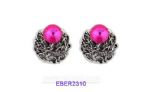 Carved rhinestone stud earring