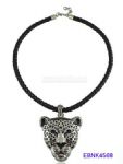 Leopard head pendant necklace
