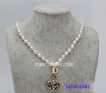 Pearls links with carved ball chain