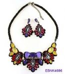 Assorted rhinestones necklace