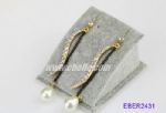 Fashion pearl drop earrings