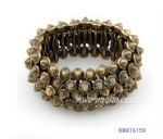 Punk style of rivets bangle
