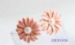 Little daisy style of stud earring