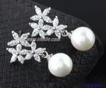 Pearl flower zircon drop earring