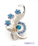 Fashionable diamantes brooch