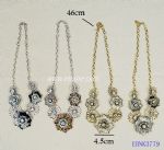 Hollowed metal  necklace
