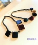 Square hit color beaded  necklace
