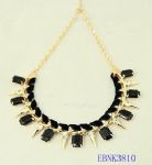 Fashionable rivets velvet chain