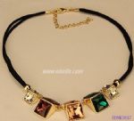 Artifical crystal velet  necklace