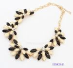 Elegant flowers   necklace