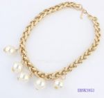 Fashionable pearl clavicular chain