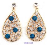 Reticular diamantes earring