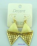 Trinagle fashion stud earring