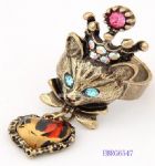 Vintage diamantes fox ring