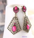 Vintege bronze drop earring