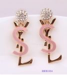 Diamantes stud earring