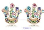 Diamantes crown stud earring