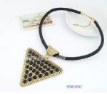 Geometry triangle vintage resin necklace