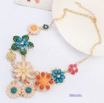 Luxurious colorful flowers necklace