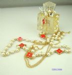 Pearls clover necklace