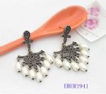 Luxurious water droplets drop earring