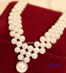 Pearls false collar necklace