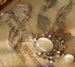 The moonstone necklace
