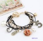 Multilayers flowers bracelet