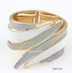 Wing style of vintage bracelet