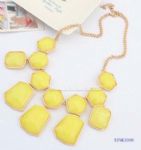 Irregualr geometry resin necklace