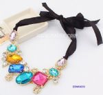 Irregualr rhinestone necklace