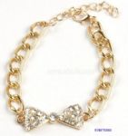 Simple butterfly style of diamantes crystal bracelet