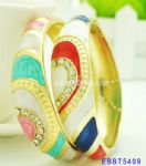 Colorful diamantes fashionable bangle