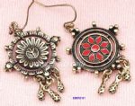 Vintage style of fashion drop earring