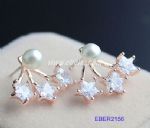 Pearls stud earring