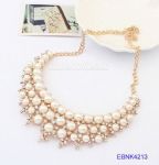 Pearls diamante inlaid necklace
