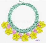 Flowers penadnt necklace