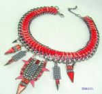 Exaggerated rivets metal necklace