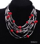 Multilayers metal cube necklace