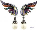 Wing design pearls earring