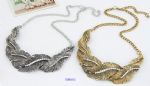 Vintage leaves metal necklace