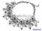 Crystal flower necklace 