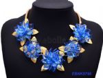 Crystal flower necklace 
