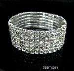 Shinny diamantes bangles