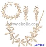 Diamante metal flower jewelries set