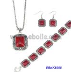Gemstone jewelries set
