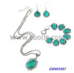 Turquoise jewelries set